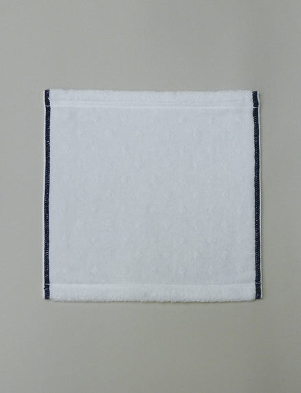Pero handkerchief with paper band