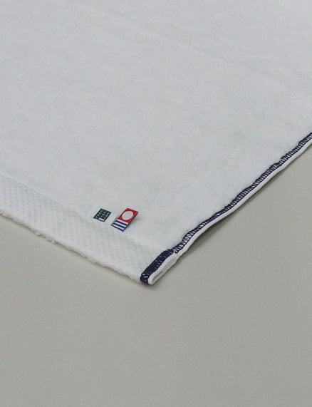 Pero handkerchief with paper band